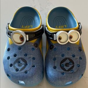 CROCS Kids Minion-Themed Slippers - Yellow and Blue